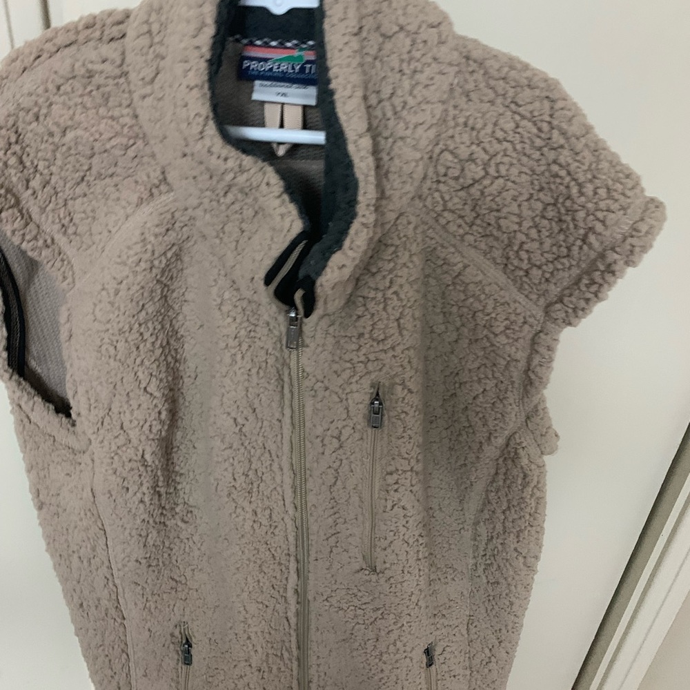 Youth Properly Tied Sherpa Vest